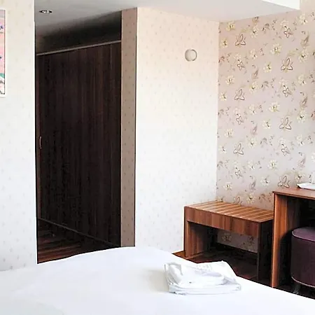 Papion Hotel