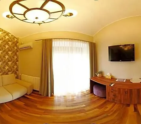 Papion Hotel 3*