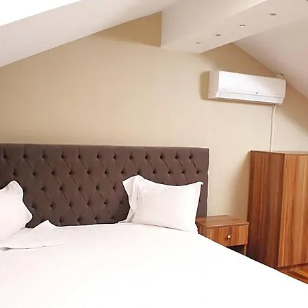 Hotel Papion 3*