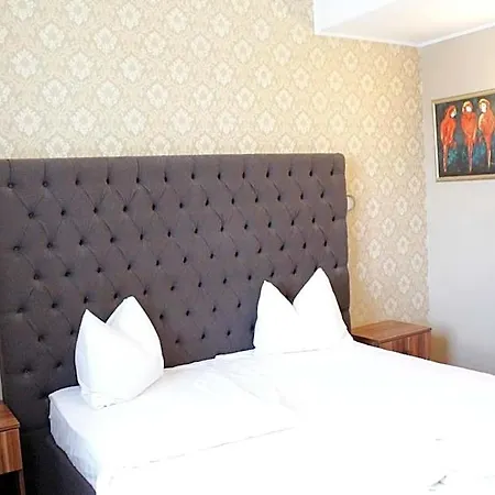 Hotel Papion 3*