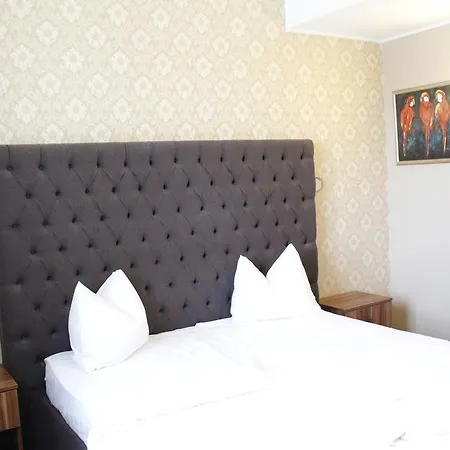 Papion Hotel 3*