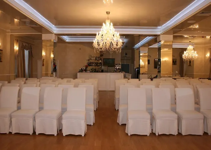 Papion 3* Bükreş